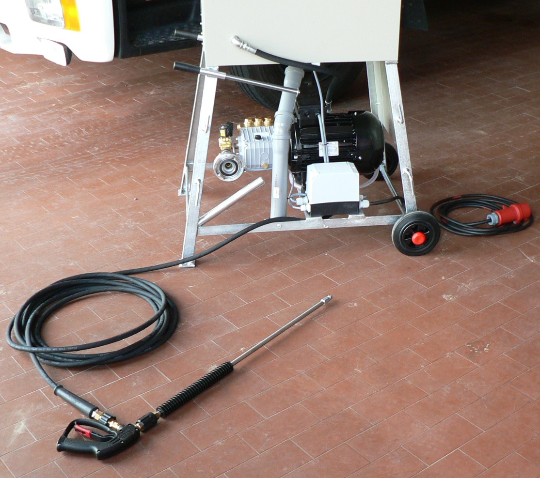 Slangenwasmachine HSW-113 Hogedruklans